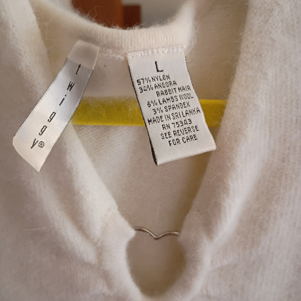 Angora Wool blend Sweater - Picture 2 of 2